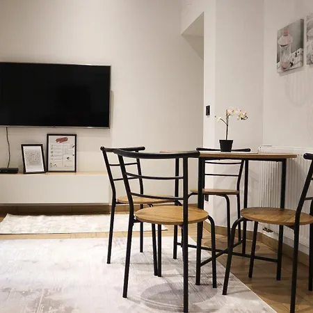 Apartman A In The Heart Of Ferhadija - Parking Available *