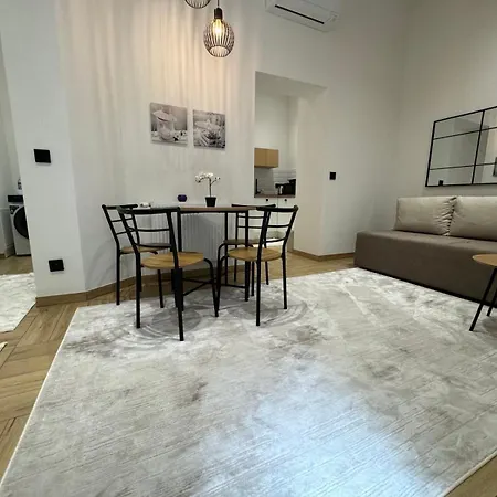 A In The Heart Of Ferhadija - Parking Available *