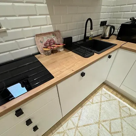 A In The Heart Of Ferhadija - Parking Available Appartement Sarajevo