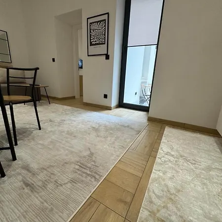 A In The Heart Of Ferhadija - Parking Available Sarajevo