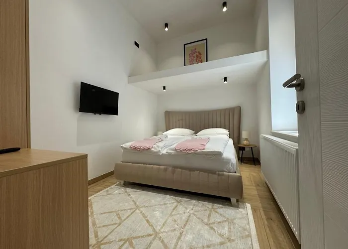 A In The Heart Of Ferhadija - Parking Available Sarajevo