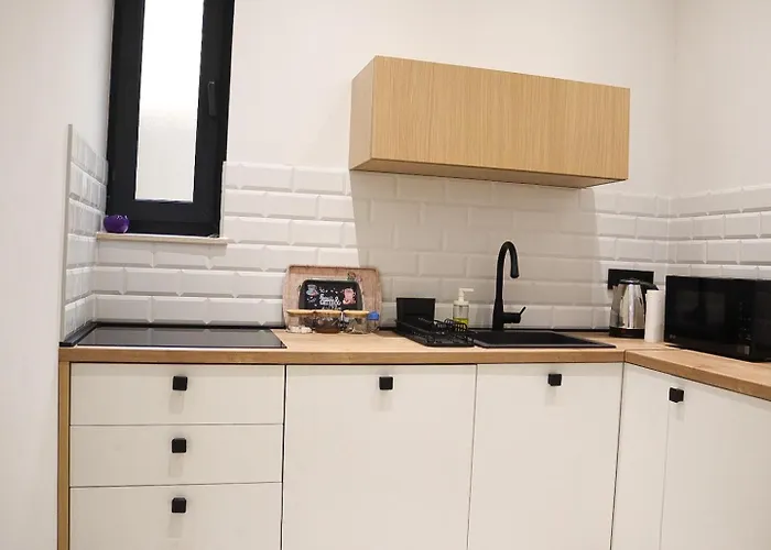 A In The Heart Of Ferhadija - Parking Available *