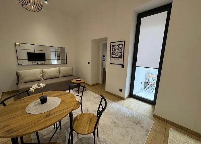 Lejlighed A In The Heart Of Ferhadija - Parking Available *